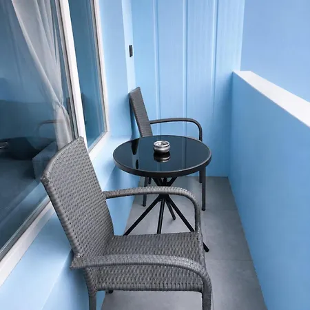 Апартаменти Mir Cozy